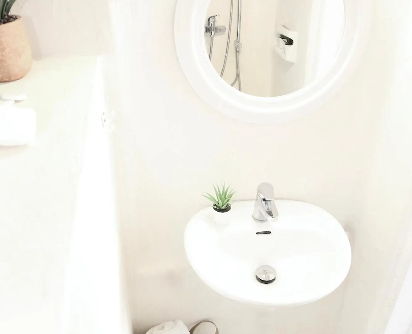 Whitelist Studios In Mykonos Town