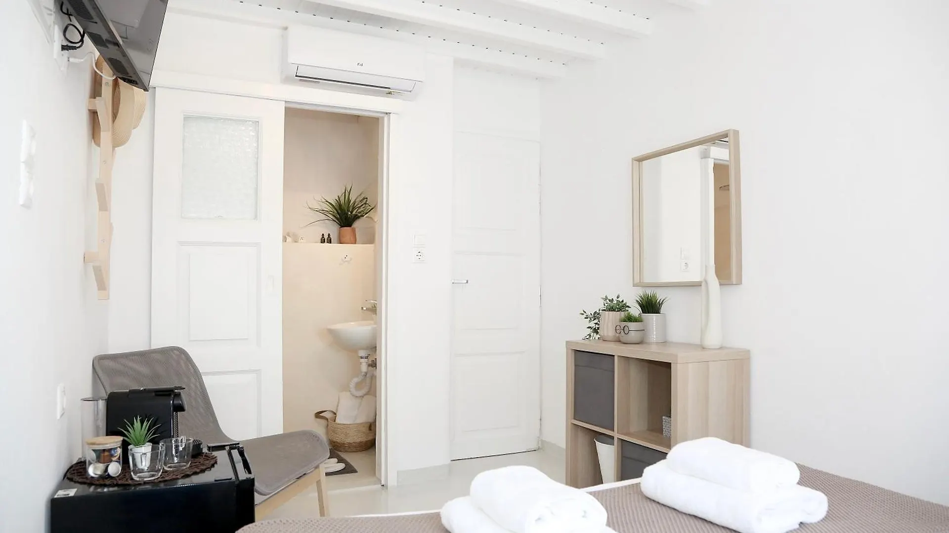 Whitelist Studios In Mykonos Town 0*,