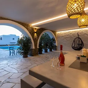Callisti With Pool View And Calypso Upper Floor With Sea View Mykonos Town