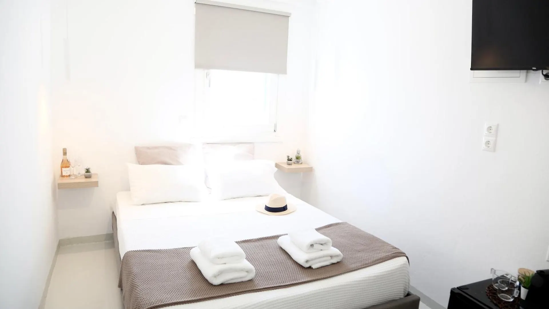 Whitelist Studios In Mykonos Town 0*,  Greece